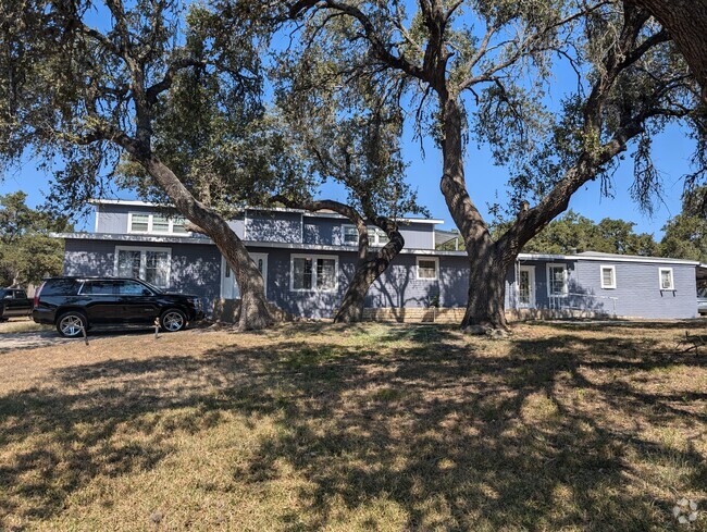 Building Photo - 1201 Oblate Dr Rental