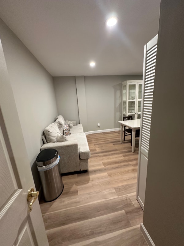 Photo - 3846 Farrcroft Green