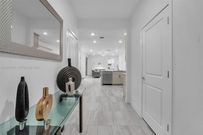 Photo - 142 SW 170th Ave