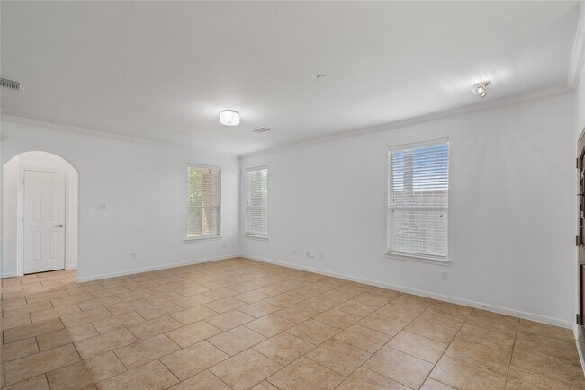 Photo - 31 Umbria Ln