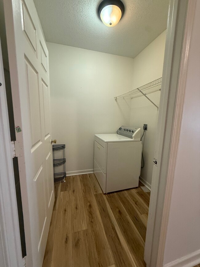 Photo - 146 Berrywood Ln