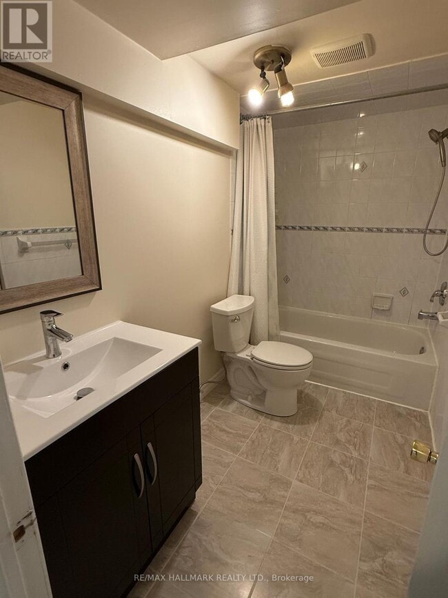 Photo - 5923 Sidmouth St