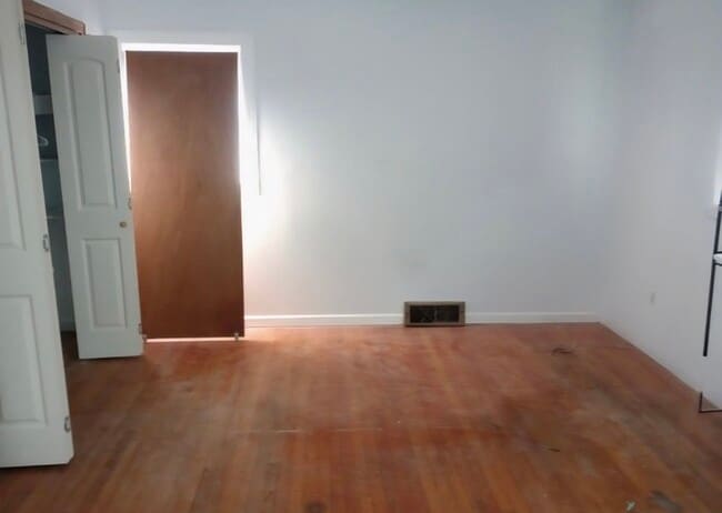 Photo - 3 bedroom 2 bathrooms