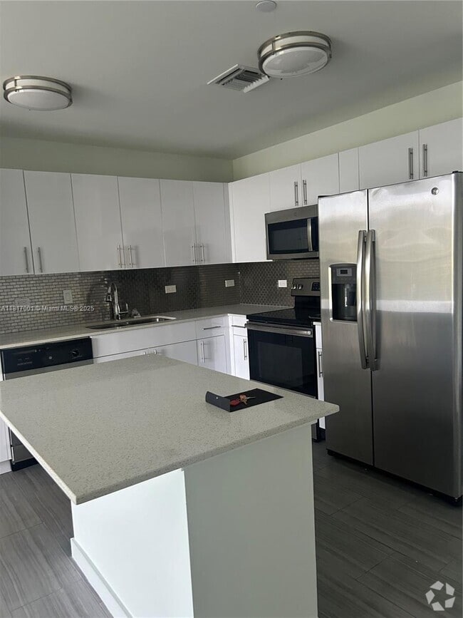 Building Photo - 1776 Polk St Unit 317 Rental