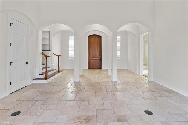 Photo - 405 Tradewinds Ave