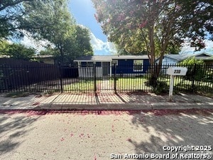 Building Photo - 230 S San Gabriel Ave Rental