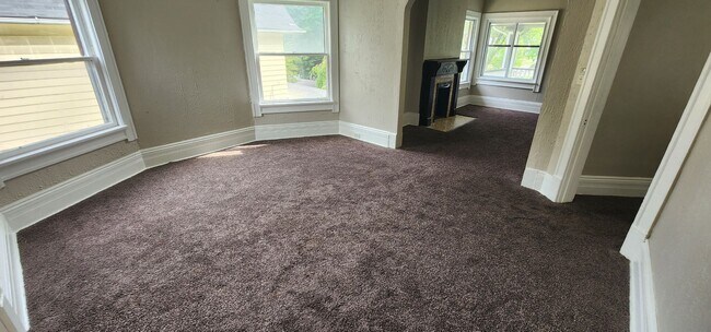 3404 Archwood Ave Unit 2