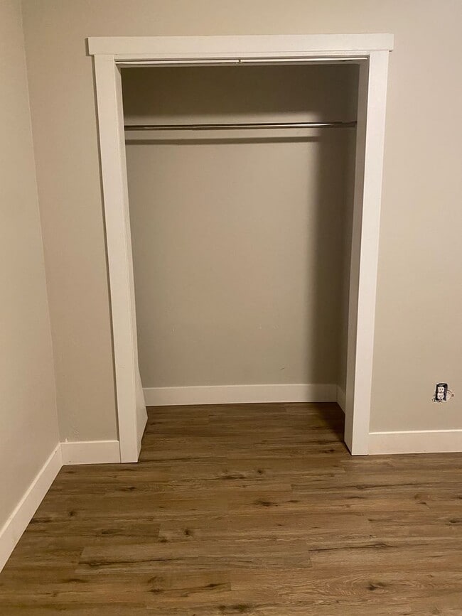Photo - Victor Basement apartment