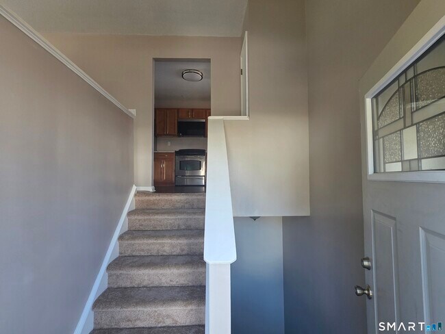 Photo - 15 Mc Donald Ave