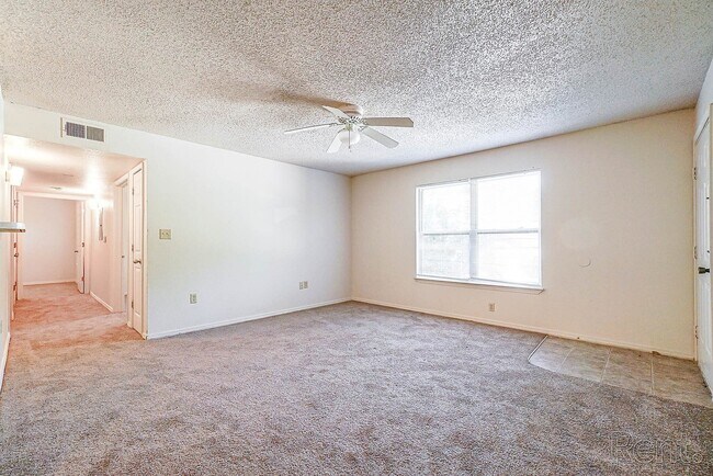 Living Area - Village Square of Jacksonville