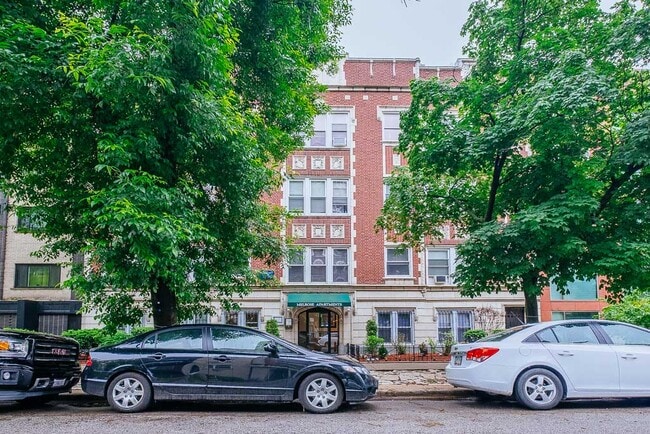 Photo - 514 W Melrose Condo Unit 104