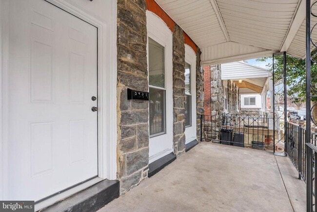 Photo - 5431 Stewart St