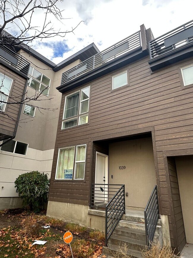 Photo - GORGEOUS Home!!!!