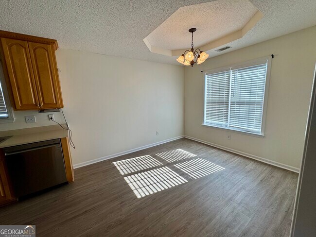 Photo - 505 Dorothy Ct