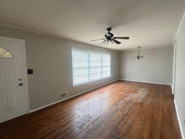 Photo - 3515 Greenbriar Rd