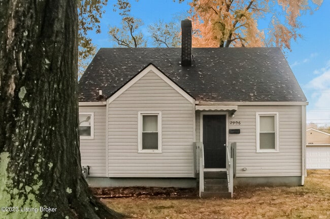 Photo - 2906 Wyandotte Ave House