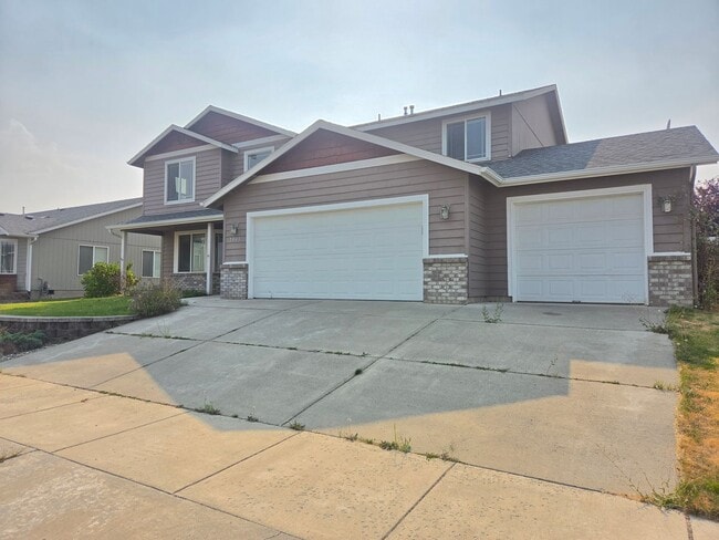 Building Photo - 7008 S Lucas St