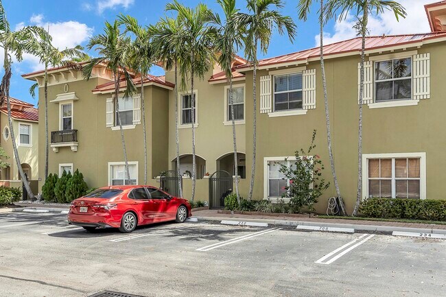 Photo - 228 Lake Monterey Cir