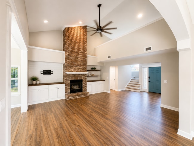 Photo - Updated 3BR Niceville Home with Soaring Ceilings, Luxury Primary Suite & Spacious Cul-de-Sac Lot
