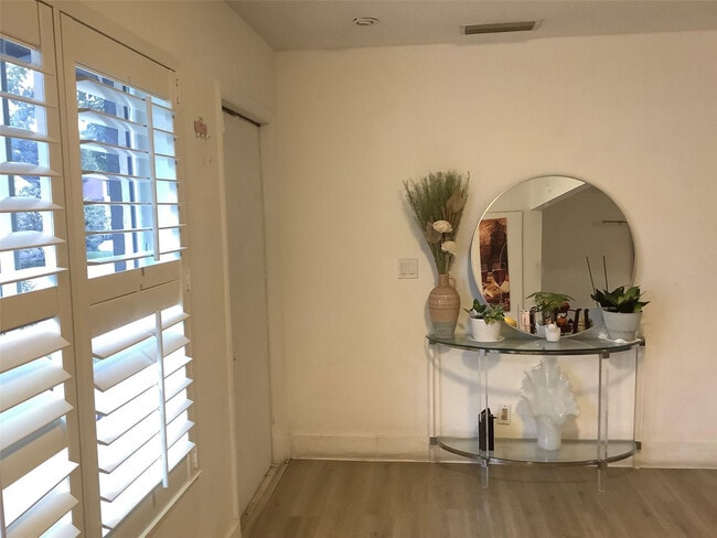 Photo - 5280 Bosque Ln