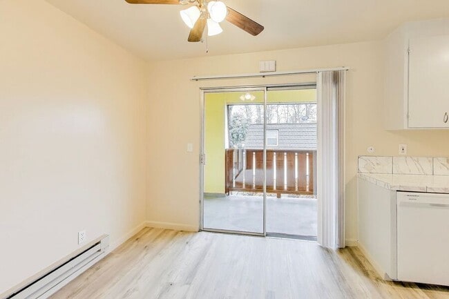 Photo - 1279 Ayala Dr Unit 03