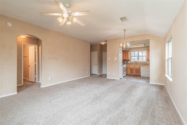 Photo - 21135 Sprouse Cir