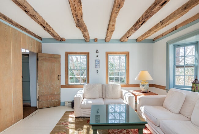 Photo - 134 Three Mile Harbor Rd