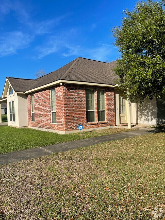 Building Photo - 4447 Cherry Ct Rental