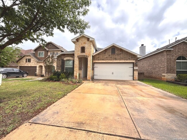 Building Photo - 4 Bedroom Home with Outdoor Kitchen in Wortham Oaks San Antonio