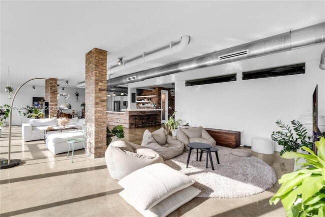 Photo - 5701 Biscayne Blvd Unidad PH-9