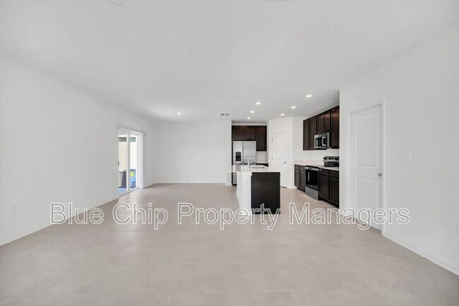 Photo - 2209 Aquifer Ln