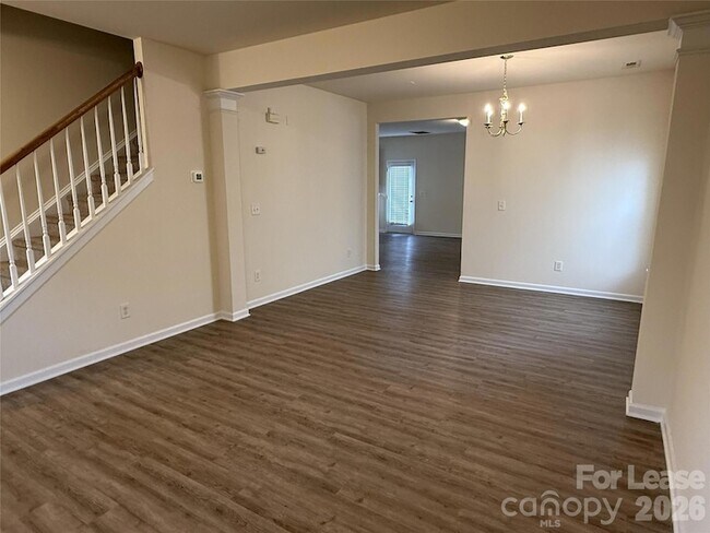 Photo - 1420 Ladora Dr