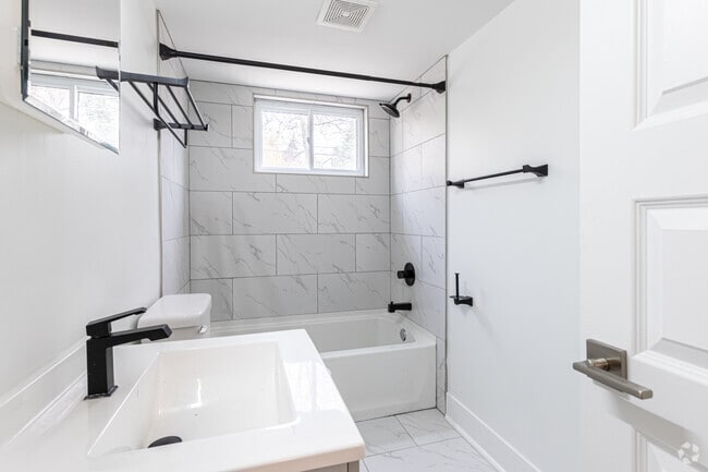 SECONDARY/GUEST BATHROOM
