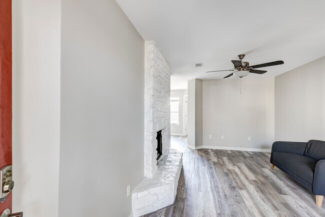 Photo - 1740 Timber Ridge Rd