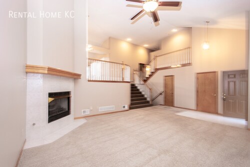 Photo - 5509 W 153rd St