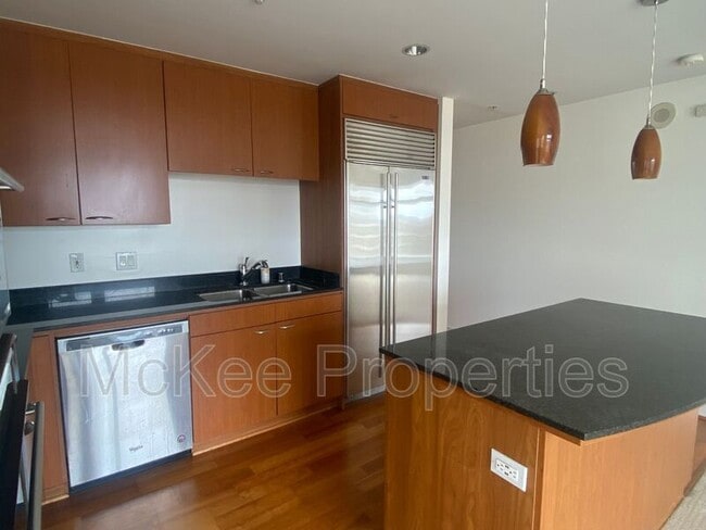 Photo - 645 Front St Unidad #1311