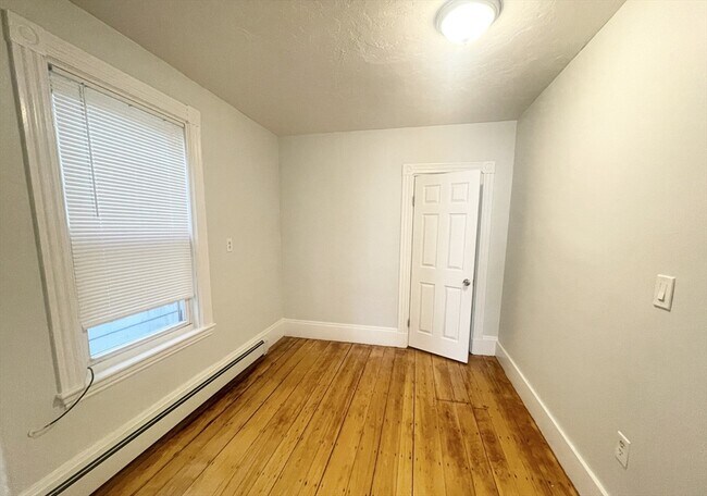 Photo - 22 Howell St Unit 2