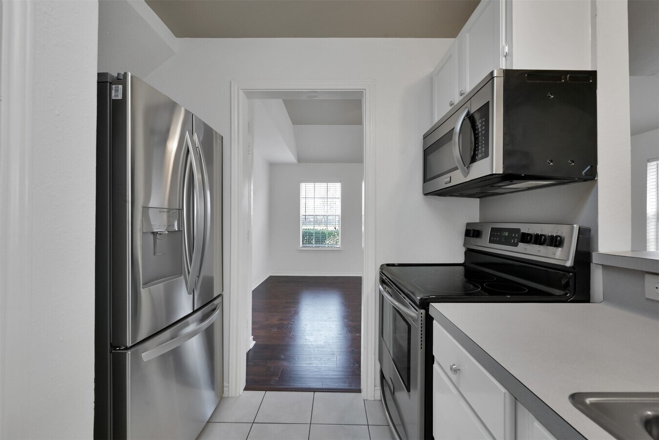 Photo - 1139 Lovett St