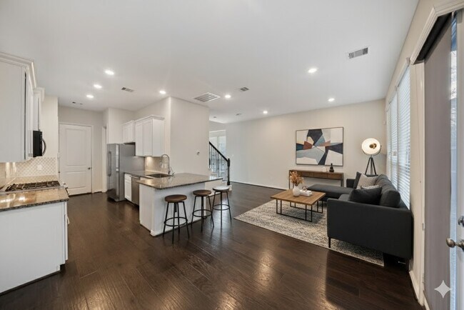 Photo - 708 Ivory Manor Dr
