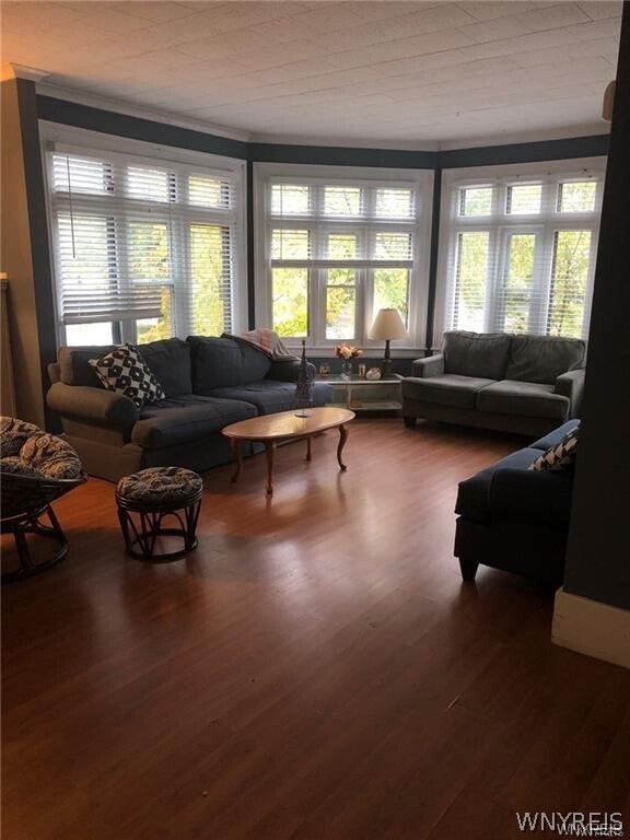 Photo - 581 Richmond Ave