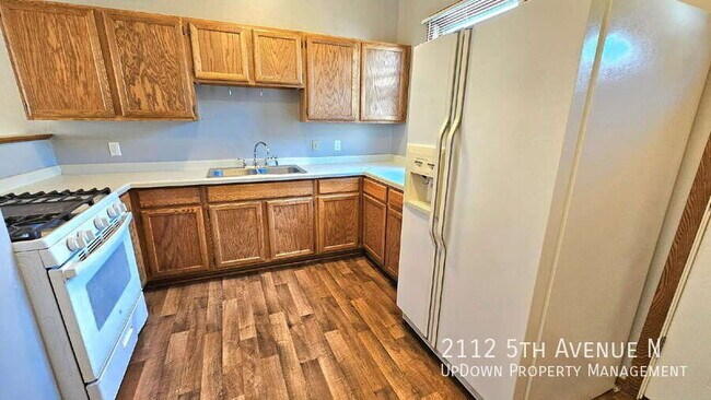 Photo - 2112 5th Ave N