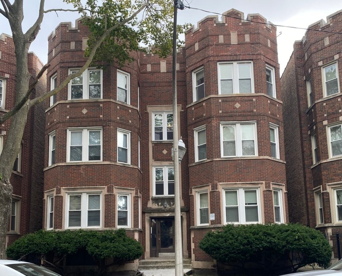 Photo - 8035 S Maryland Ave