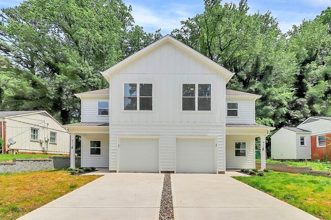 Building Photo - 911 Yellowstone Dr Rental