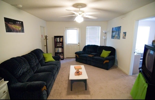 Photo - University Glen