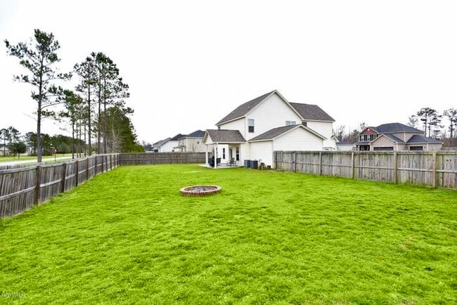 Photo - 307 First Post Rd