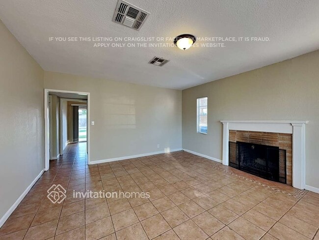 Photo - 259 E Marilyn Ave