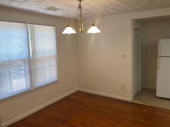 Photo - 2008 Rosemont Dr