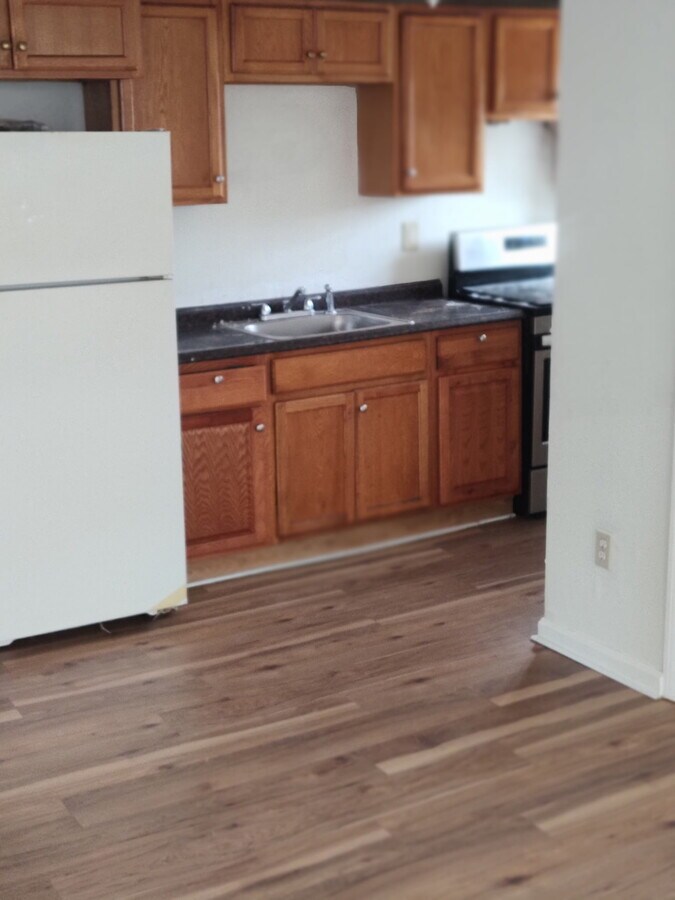 Photo - 327 Wood Ave