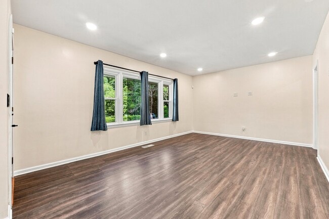 Photo - 2875 Orion Dr