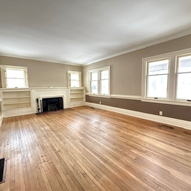 Photo - ASHLAND - Charming + Spacious 3 Bedroom, 1/2 Bath Home